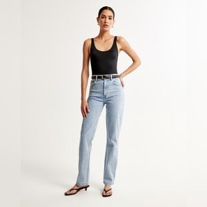 Ultra High Rise 90s Straight Jean